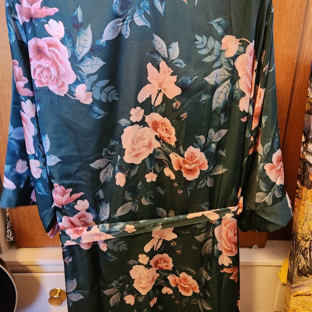 Satin bridesmaid robe BUNDLE (various sizes) NWT - For @1mpossiblegirl - Picture 5 of 5
